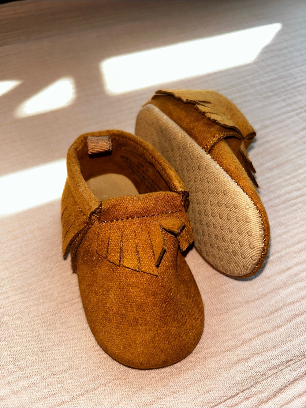 Baby Suede Fringe Moccasins size 3-6m- Brown